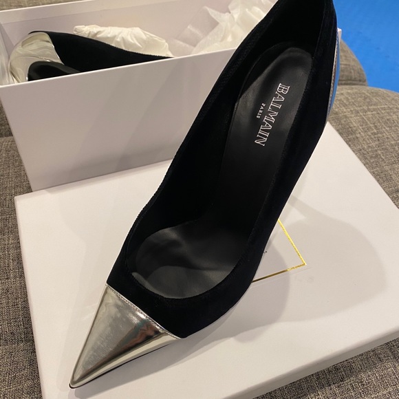 Balmain - Picture 3 of 12